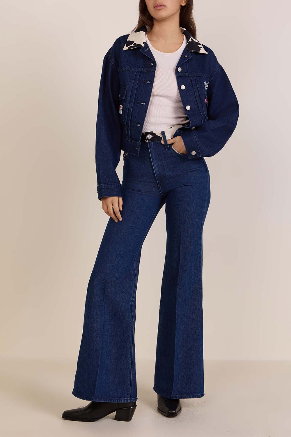 ליוויס X צעצוע של סיפור מכנסי ג'ינס מתרחבים